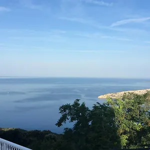 Apartman Appartamento Ustrine